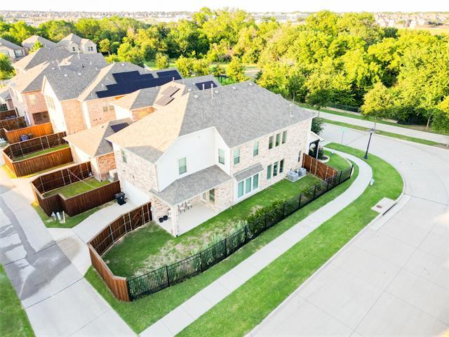 Building Photo - 8635 Edgemere Dr