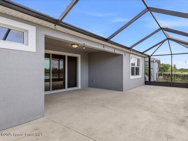 Building Photo - 7921 Mocan Ct