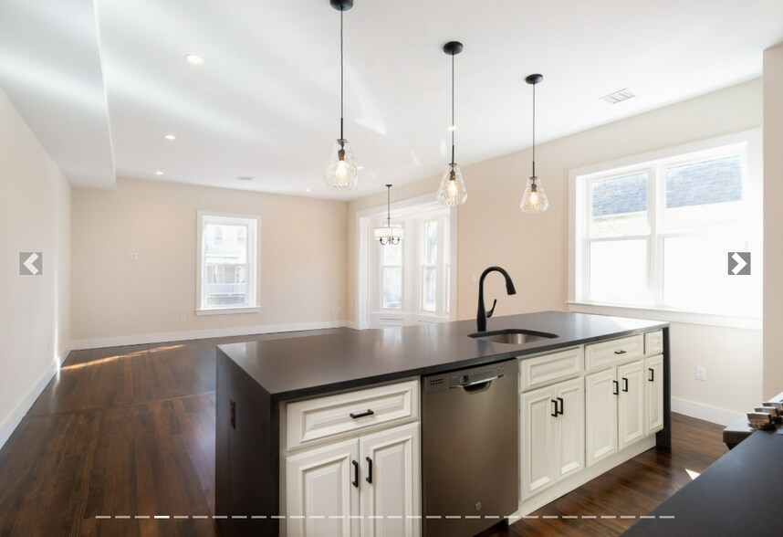 Building Photo - 19 Playstead Rd