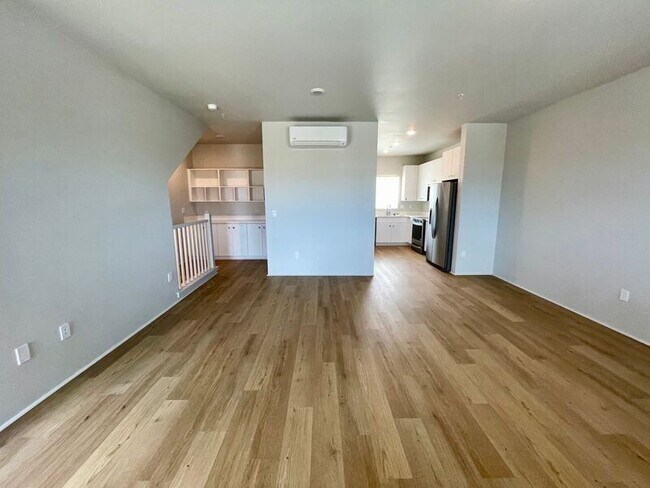 Building Photo - 91-1170 Hoonaauao Street