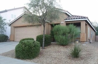 Building Photo - HOUSING CHOICE VOUCHER APPROVED! Spacious Henderson Home with Open Layout & Endless Backyard Pote...