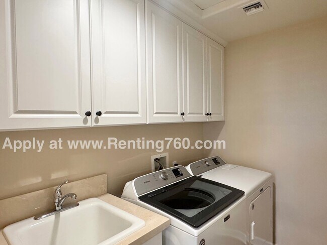 Building Photo - 7961 Borrego Ct