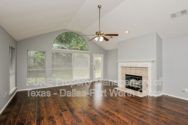Building Photo - 6208 Bowin Dr