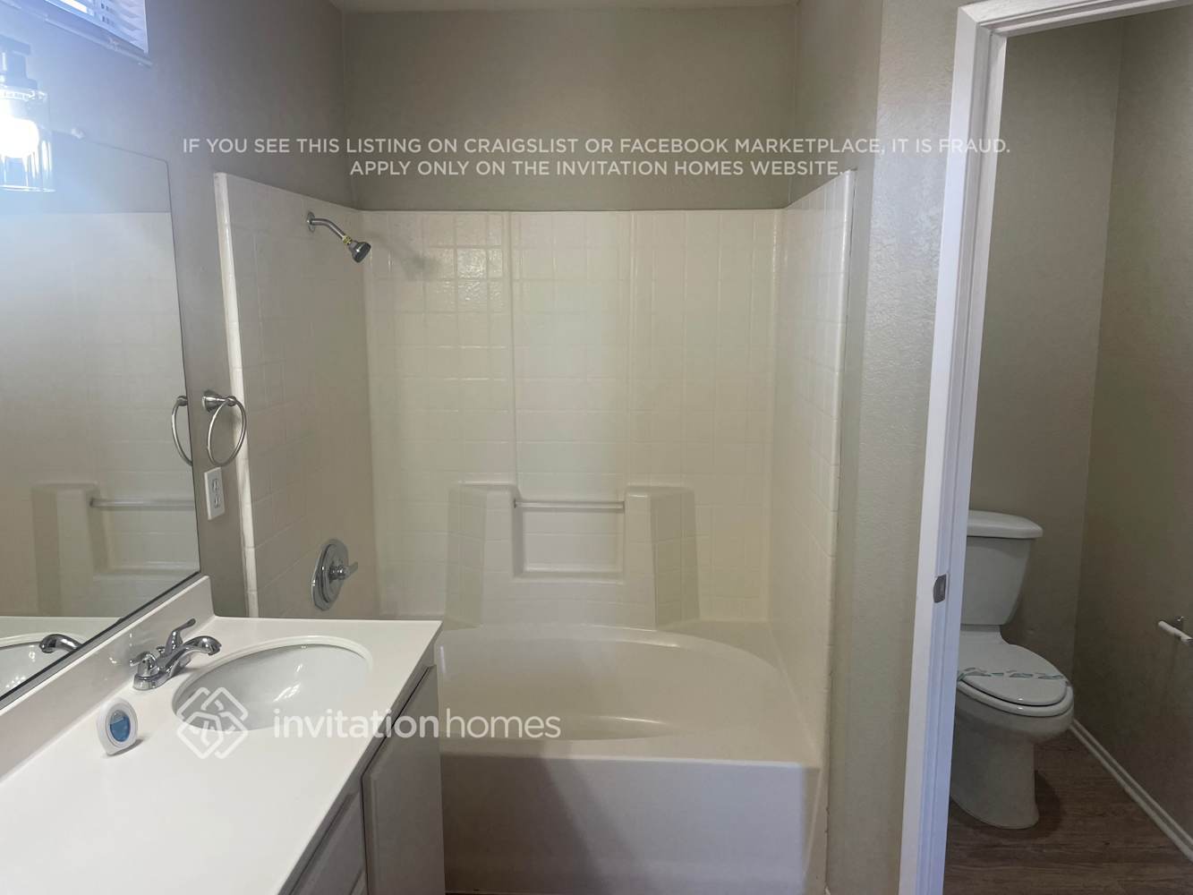 Building Photo - 11646 Robin Dr