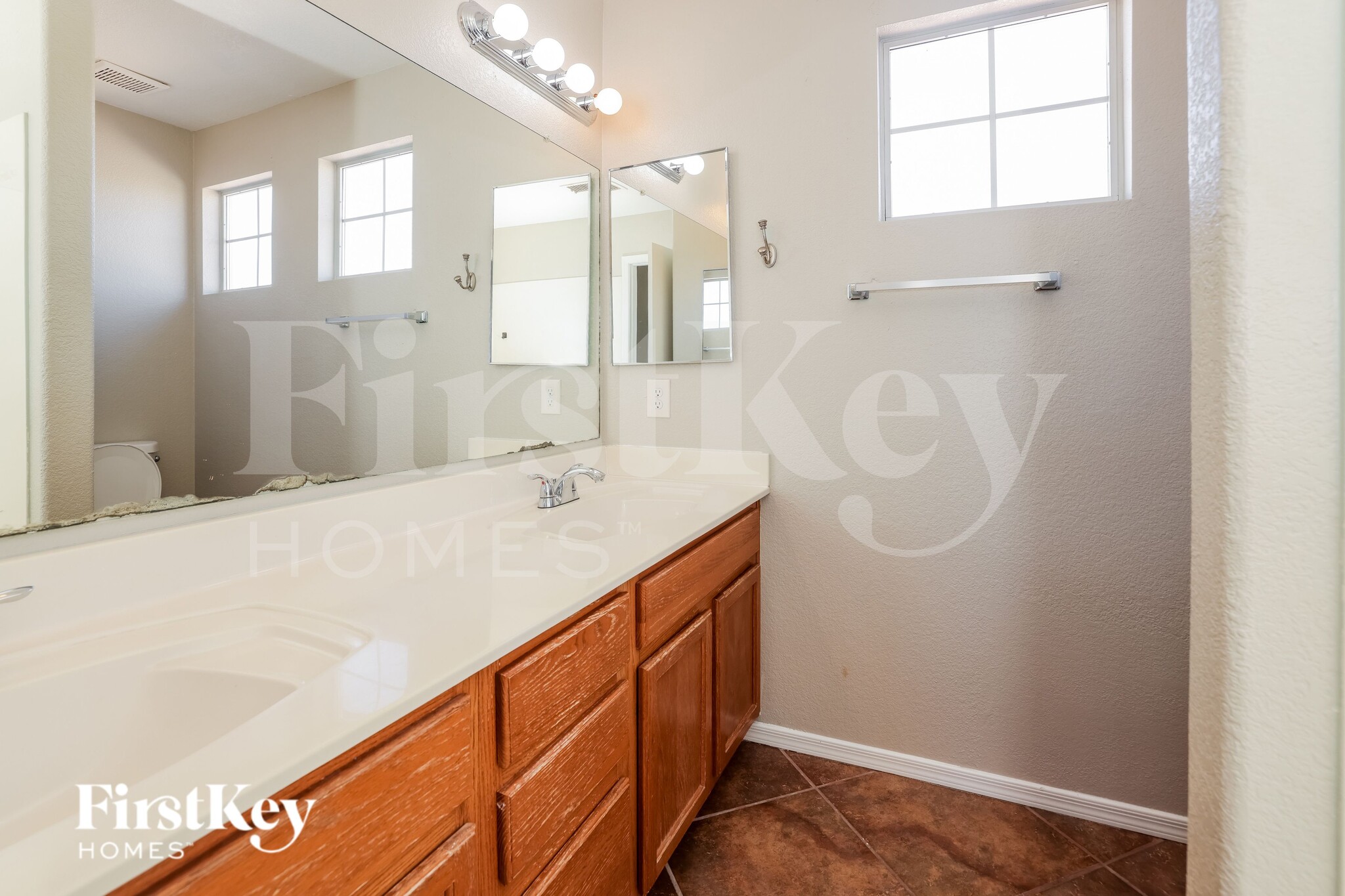 Building Photo - 8202 S Placita Del Parque