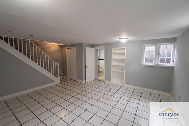 Building Photo - 831 N Chapel Gate Ln