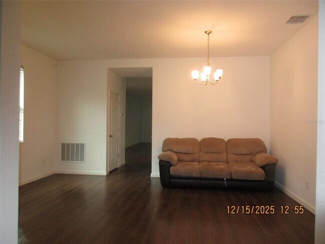 Building Photo - 3230 Stratton Cir