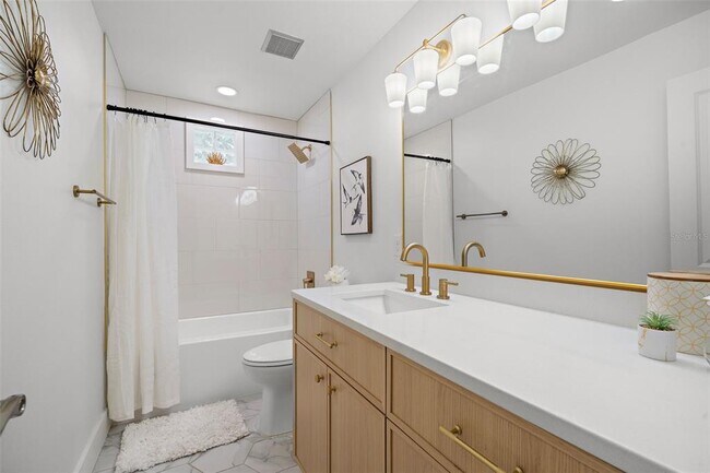 Building Photo - 5028 Cardinal Dr