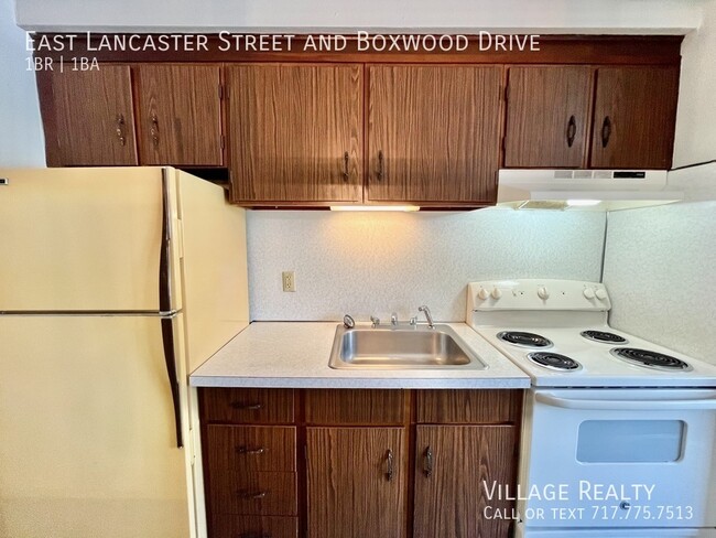 Building Photo - Available NOW! Budget-friendly 1-Bed w/ On...