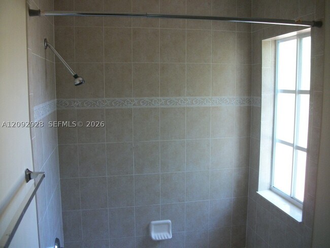 Building Photo - 14008 SW 274th Terrace