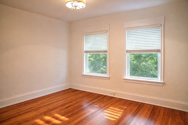 Building Photo - 72 Euclid Ave