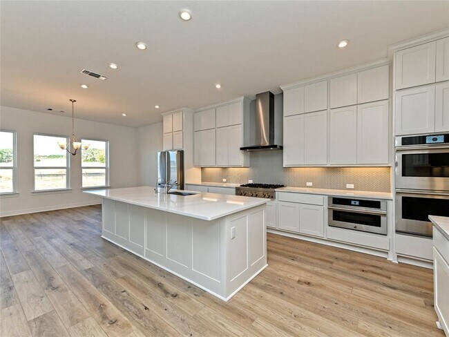 Building Photo - 270 Prairie Clover Dr