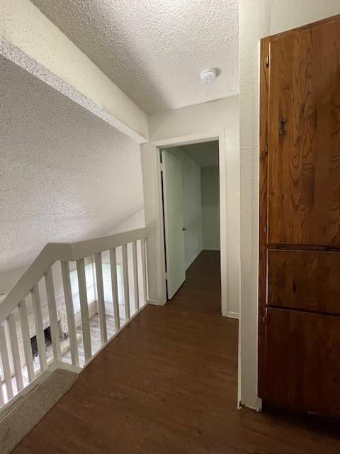 Building Photo - 8808 Mountain Ridge Dr