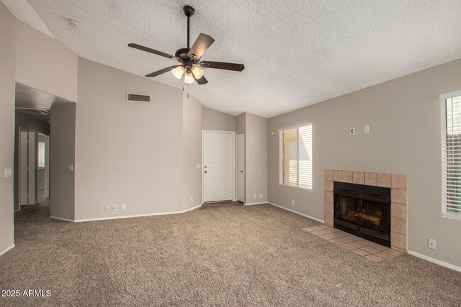 Building Photo - 10015 N 66th Dr