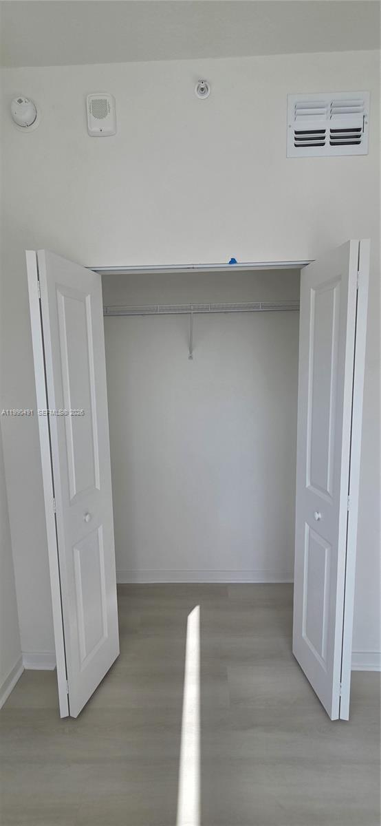 Building Photo - 5579 Millennia Park Dr