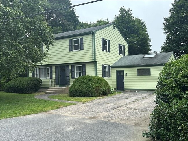 Primary Photo - 65 Lambert St