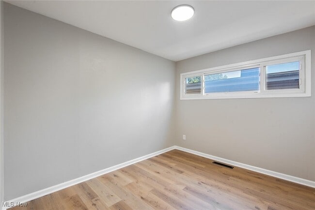 Building Photo - 6411 Nelwood Rd