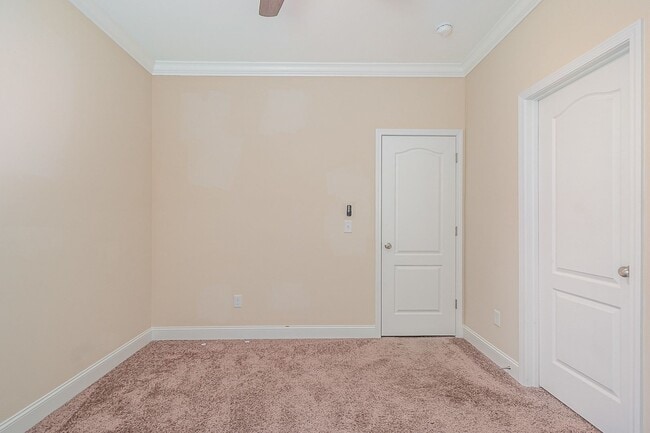 Building Photo - Gorgeous 5BR 3BA Home in Colfax