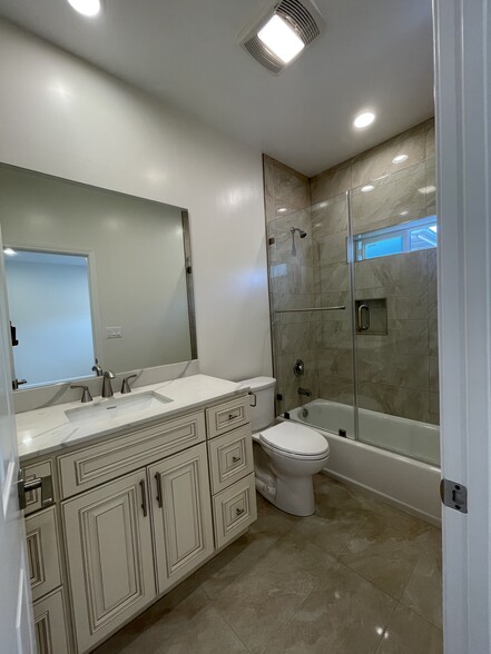 Building Photo - 912 S Bel Aire Dr