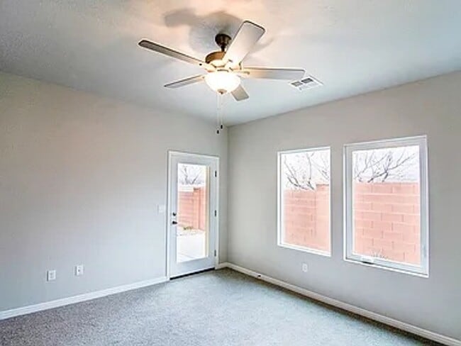 Building Photo - Newer home in Ivins! Great views!