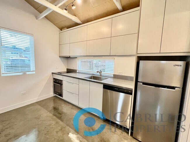Building Photo - 2502 54th St