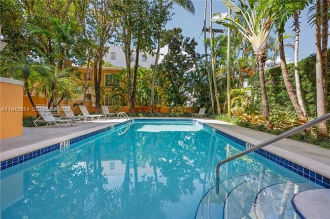 Building Photo - 1 Alhambra Cir