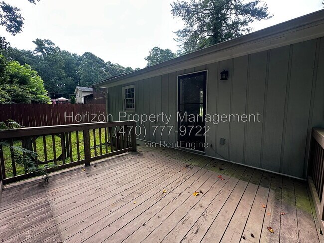 Building Photo - 4014 White Oak Ct NW