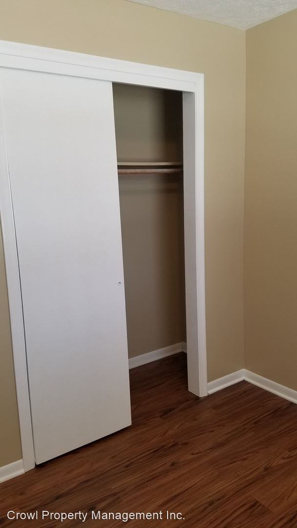 Building Photo - 2436 3rd Ave