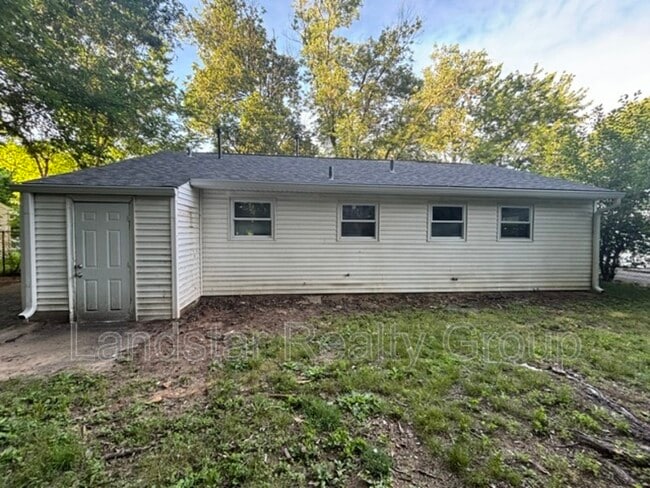 Building Photo - 4721 Granada Dr