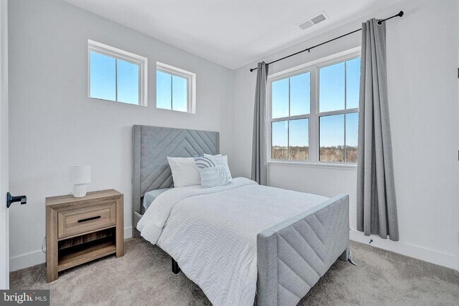 Building Photo - 1249 Northside Park Blvd