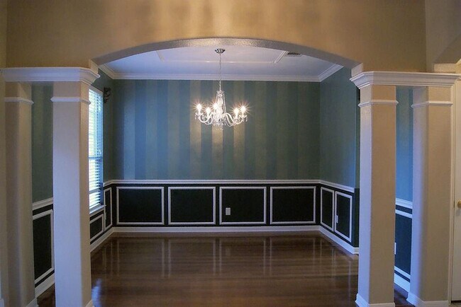 Building Photo - 3106 Scarlet Oak Cove