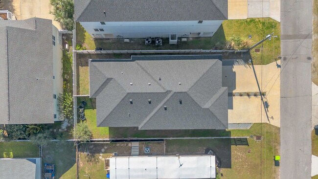Building Photo - 1419 Mackerel Ln