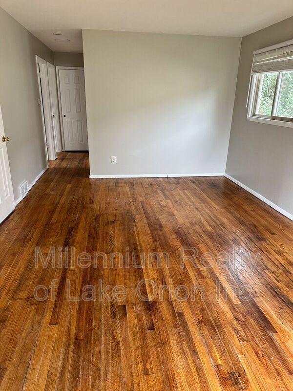 Building Photo - 397 Cameron Ave