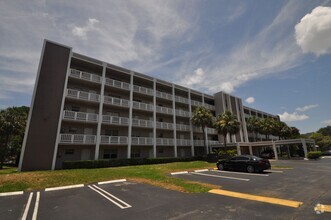 Building Photo - Limited Offer: 1 Months of FREE Rent!!