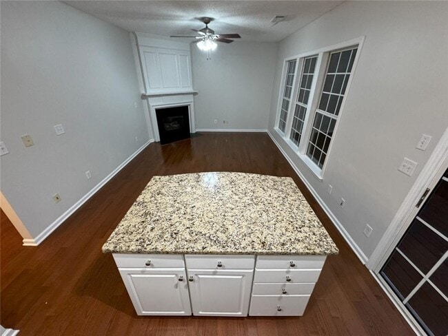 Building Photo - 6103 Falling Water Ct