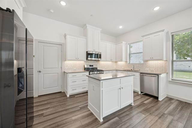 Building Photo - 6441 Northern Dancer Dr