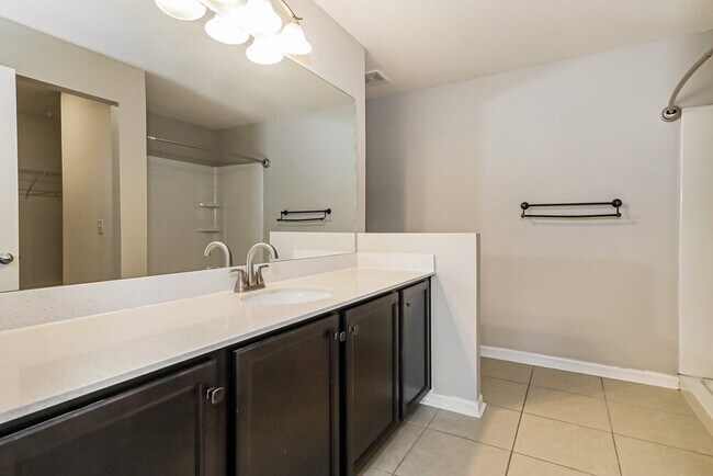 Building Photo - 8349 Silverbell Loop