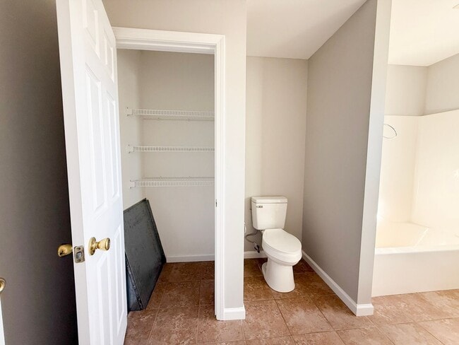 Building Photo - Spacious 3-Bedroom Home with Huge Basement, Garage, and Scenic Country Views