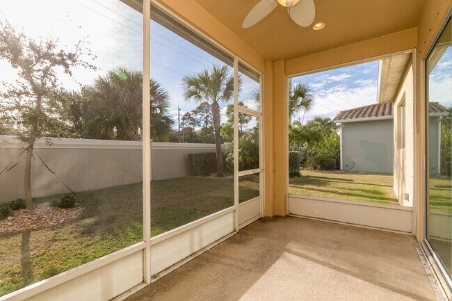 Building Photo - Luxury Living At An Affordable Price