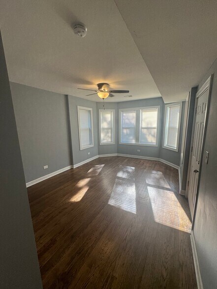 Building Photo - 5607 S Throop St