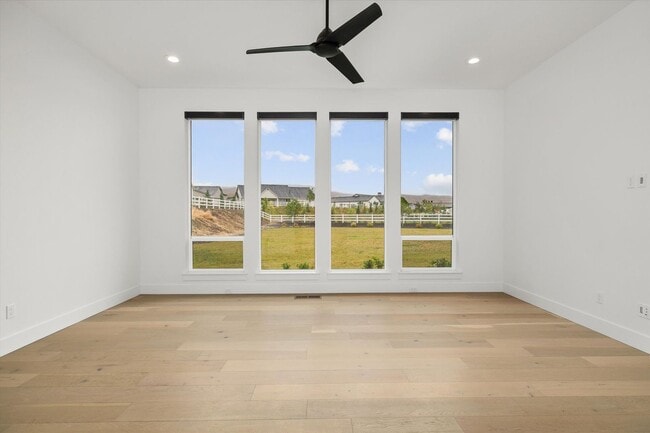 Building Photo - 7786 W Diamond Lk Dr