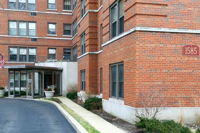 Ridge Davis Cooperative Apartments 1585 Ridge Ave Evanston IL 60201 