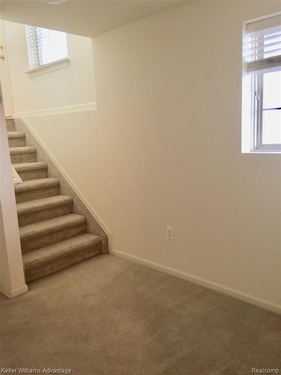 Building Photo - 39763 Rockcrest Cir