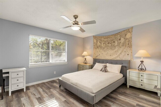 Building Photo - 12423 Honeywood Trail