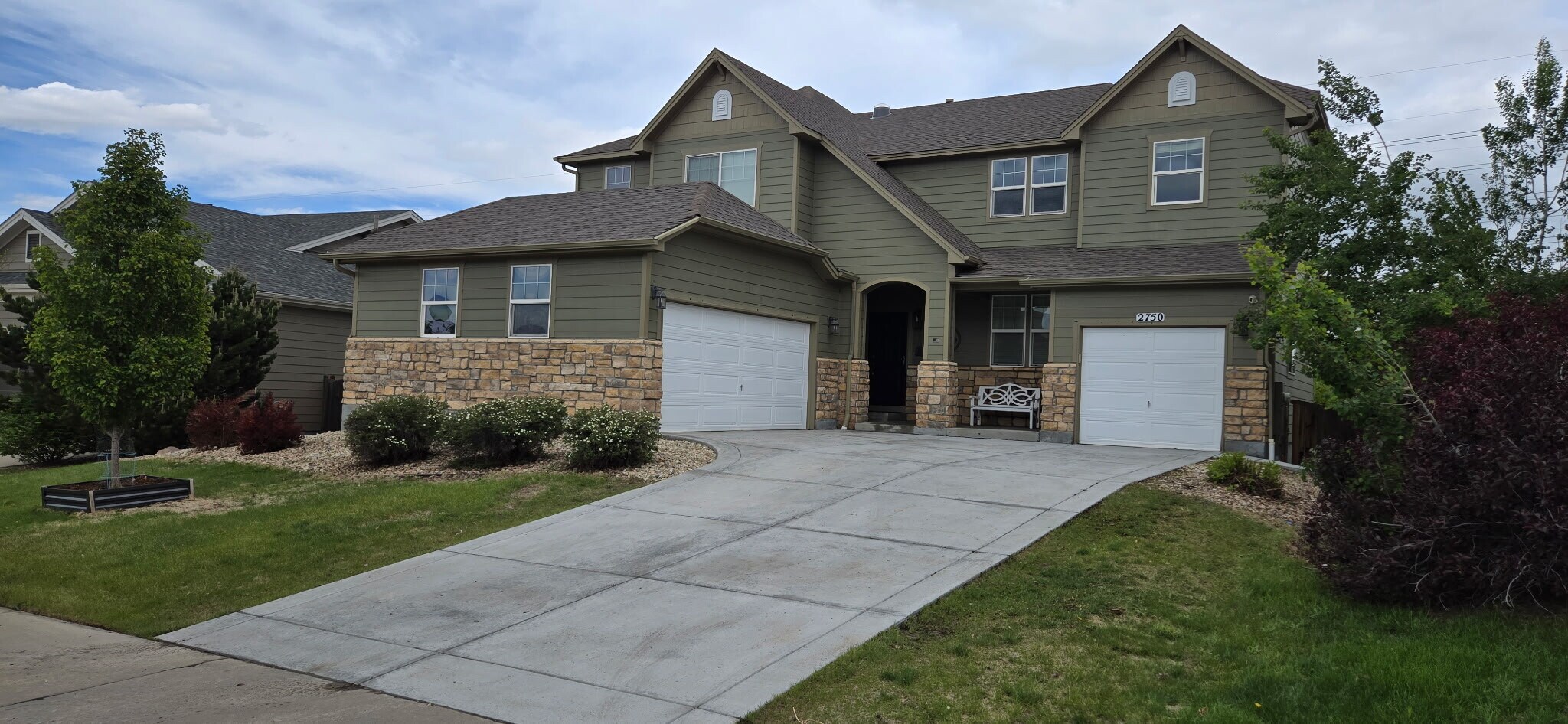 Building Photo - 2750 Brush Ct
