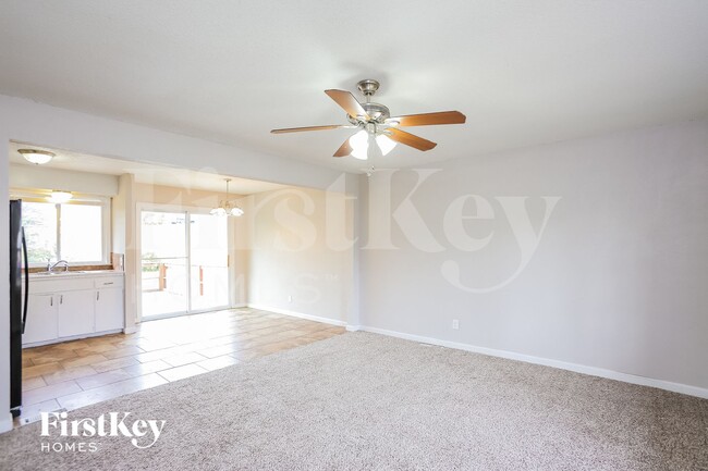 Building Photo - 5902 E 95th Terrace