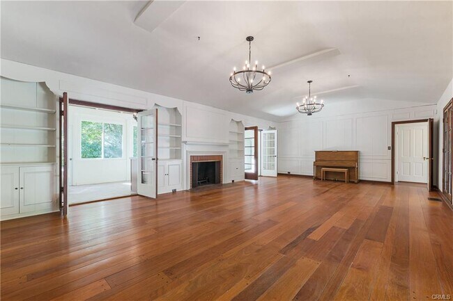 Building Photo - 4805 Alta Canyada Rd