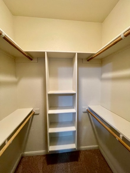 Building Photo - 2001 Kirby Lee St