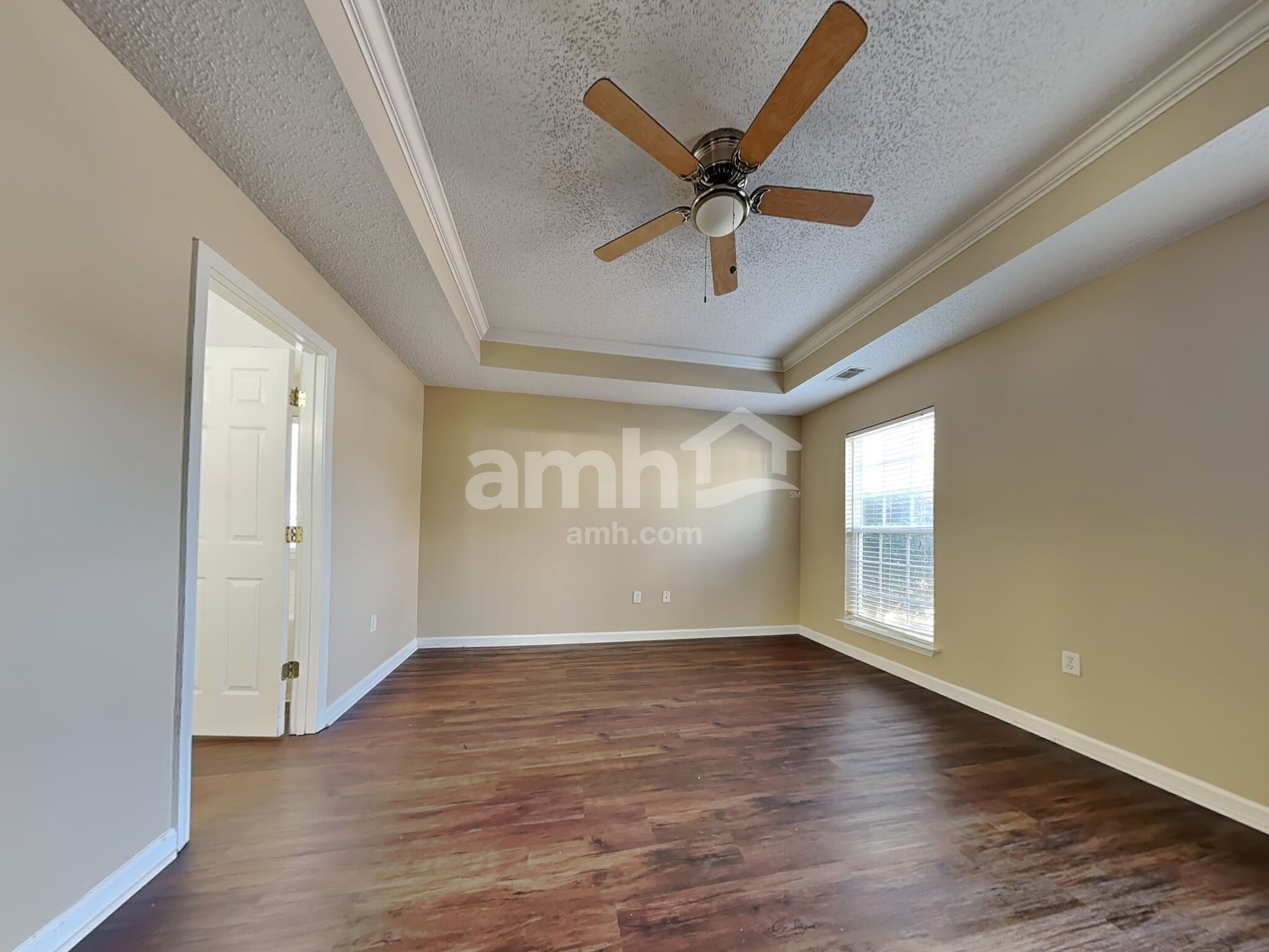 Building Photo - 64 Lancaster Way