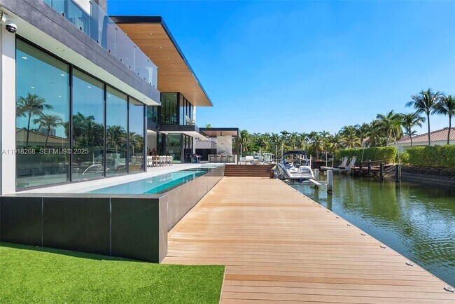 Building Photo - 1102 Washington St